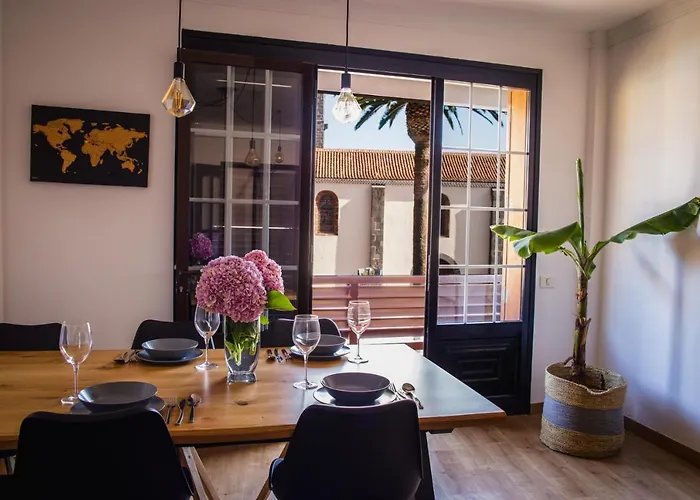 Canary Treasure Exclusiveness Prime Location * La Laguna (Tenerife)